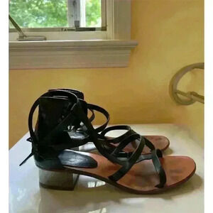 BCBG Max Azria Women's Black Leather Strappy Block Heel Sandals Size 8